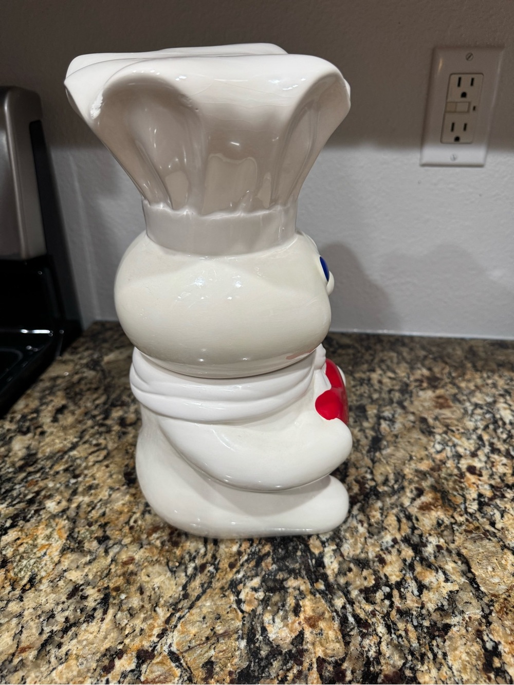 Pillsbury Doughboy "Add a Little Love" ceramic cookie jar - Picture 5 of 10